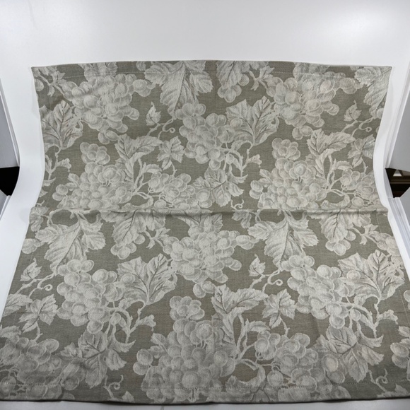 12 Vintage , unused Williams Sonoma Jacquard 'Marlon' Napkins - Picture 6 of 12